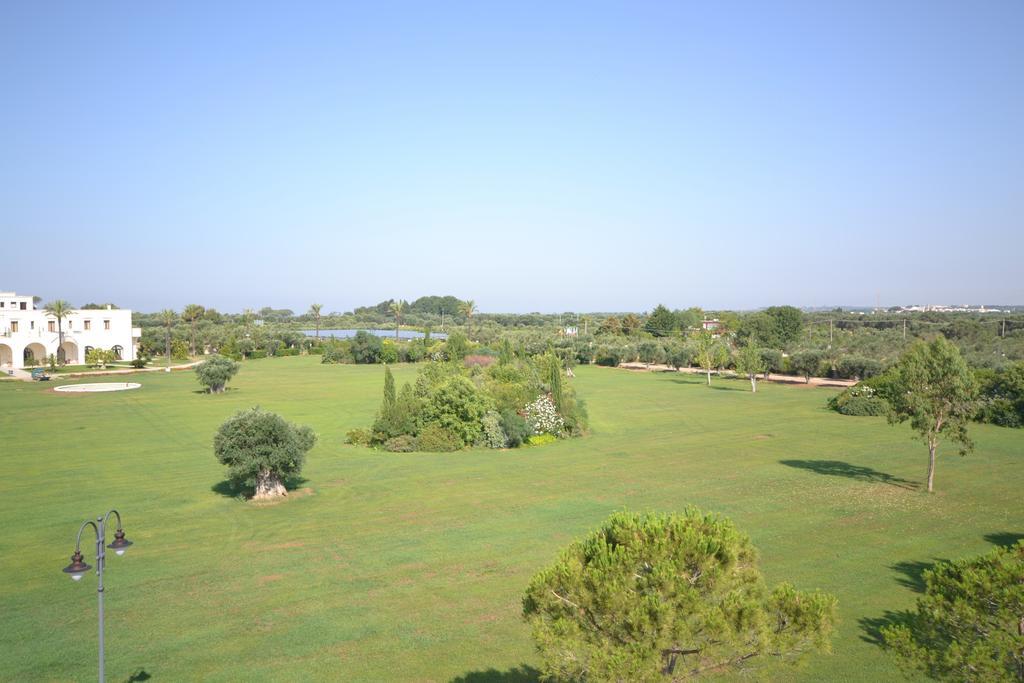 Amaregold Tenuta La Baronessa Resort Tuglie Exterior foto