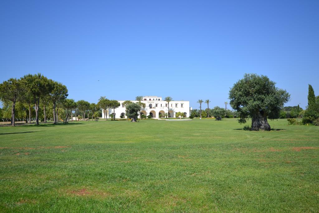 Amaregold Tenuta La Baronessa Resort Tuglie Exterior foto